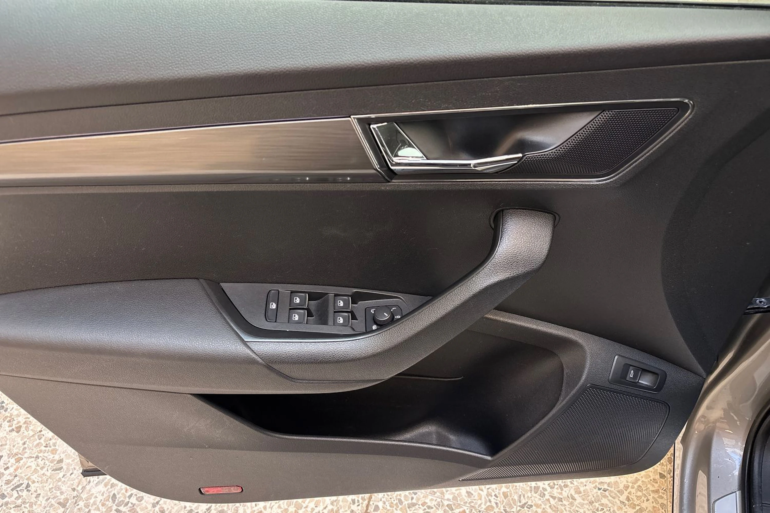 ruskea (beige) Skoda Karoq 2019 kuva 16.