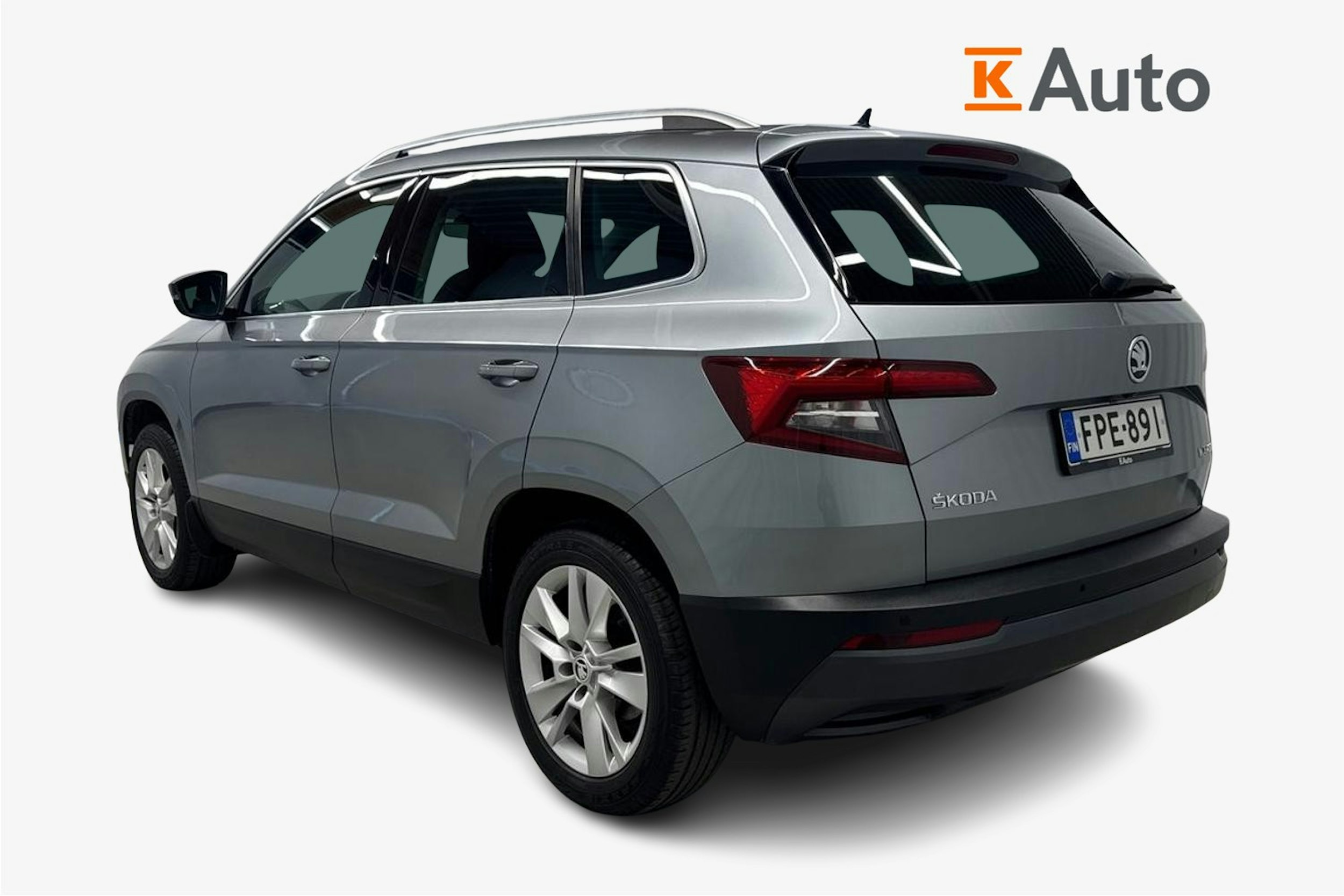 harmaa Skoda Karoq 2018 kuva 2.