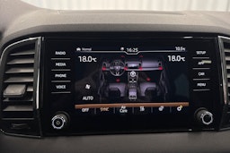 harmaa Skoda Karoq 2018 kuva 27.