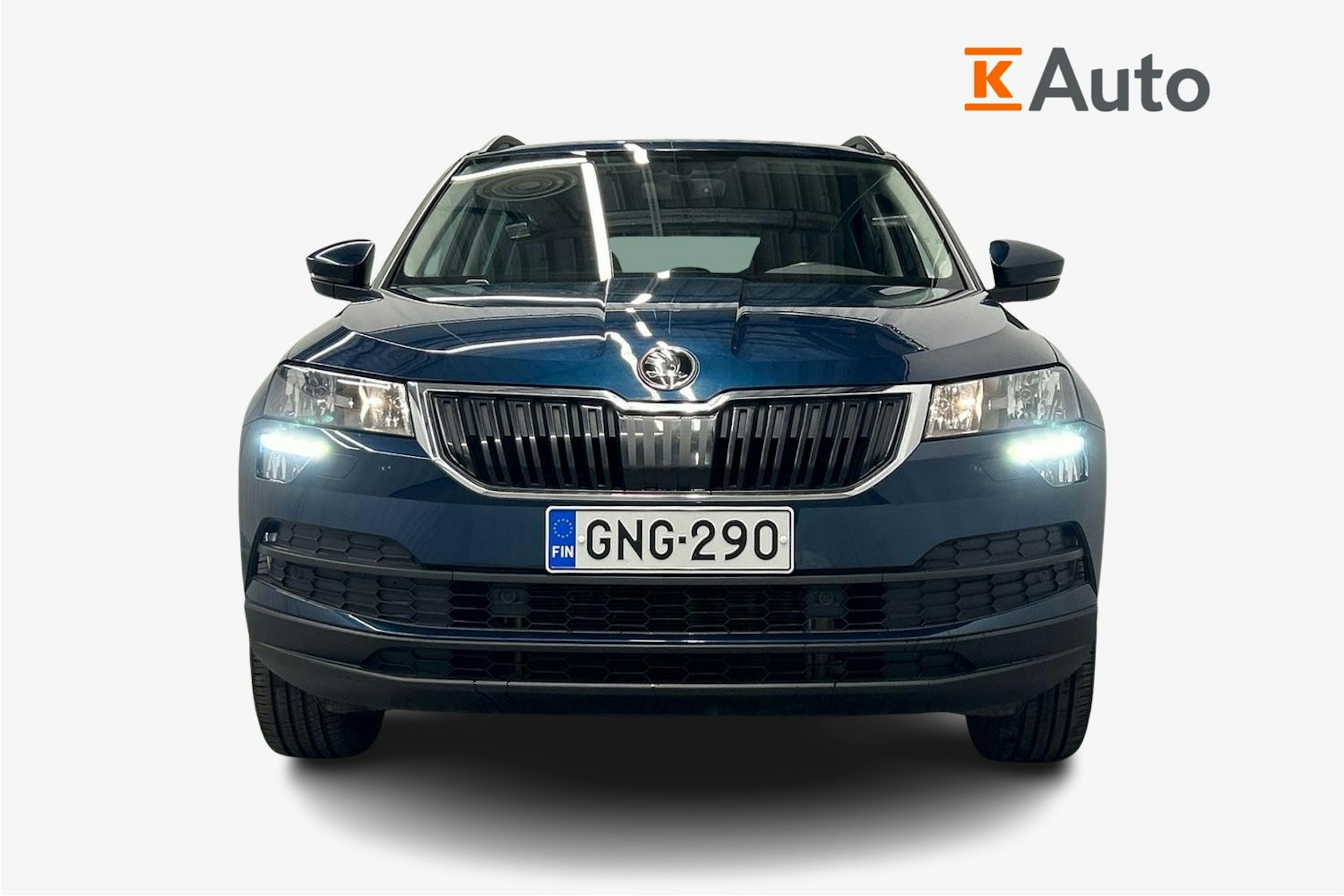 sininen Skoda Karoq 2018 kuva 5.