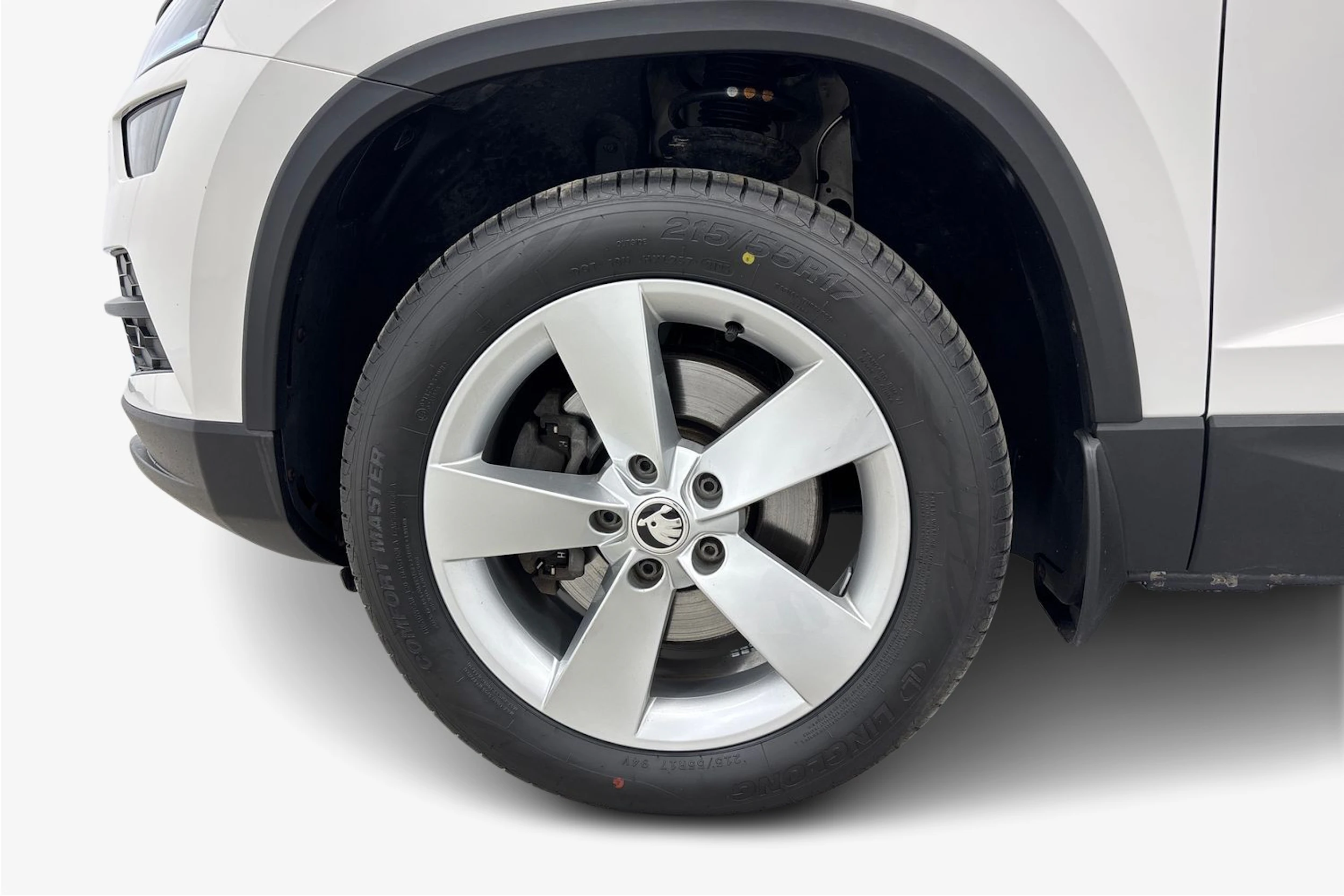 valkoinen Skoda Karoq 2018 kuva 9.