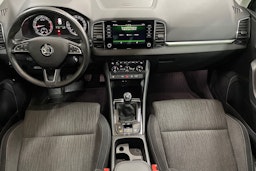 valkoinen Skoda Karoq 2018 kuva 9.
