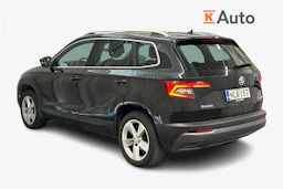 musta Skoda Karoq 2018 kuva 2.