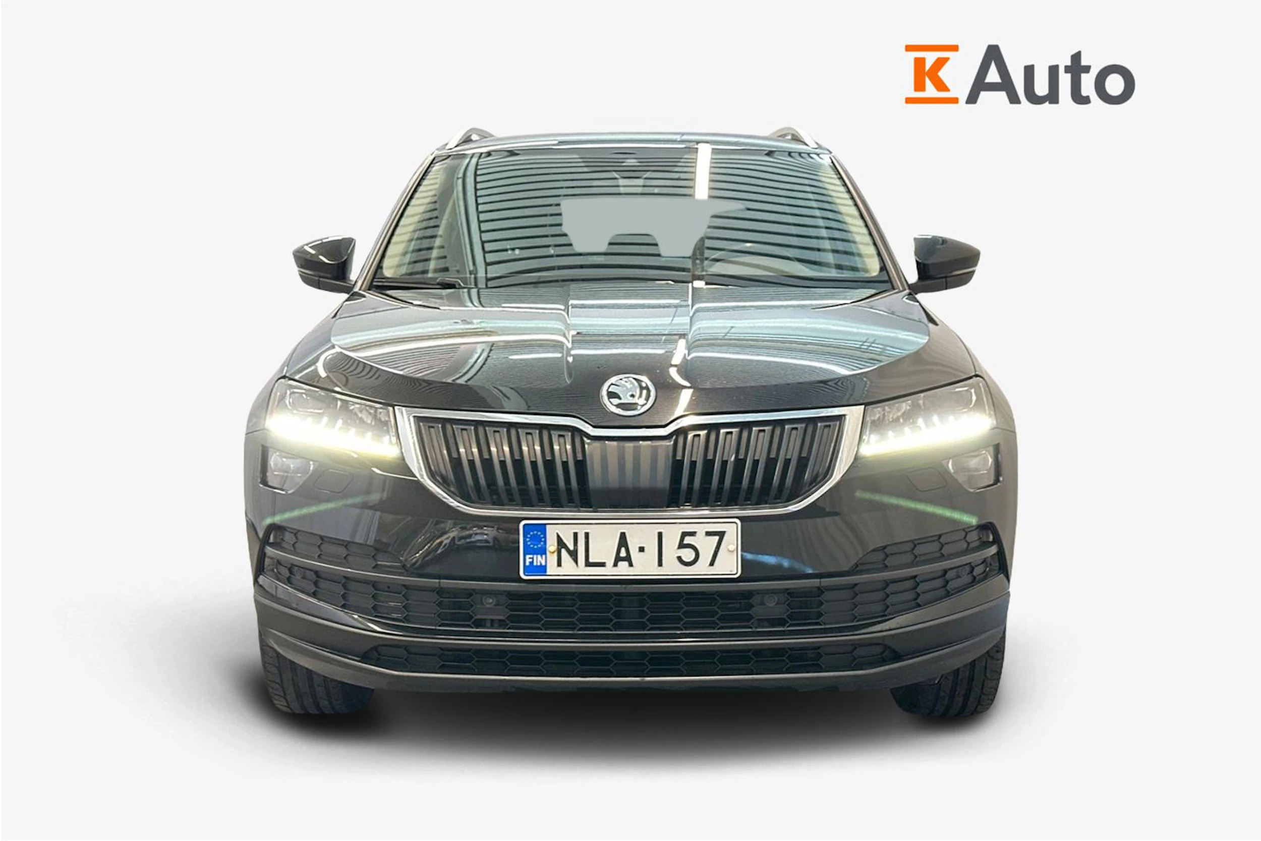 musta Skoda Karoq 2018 kuva 4.