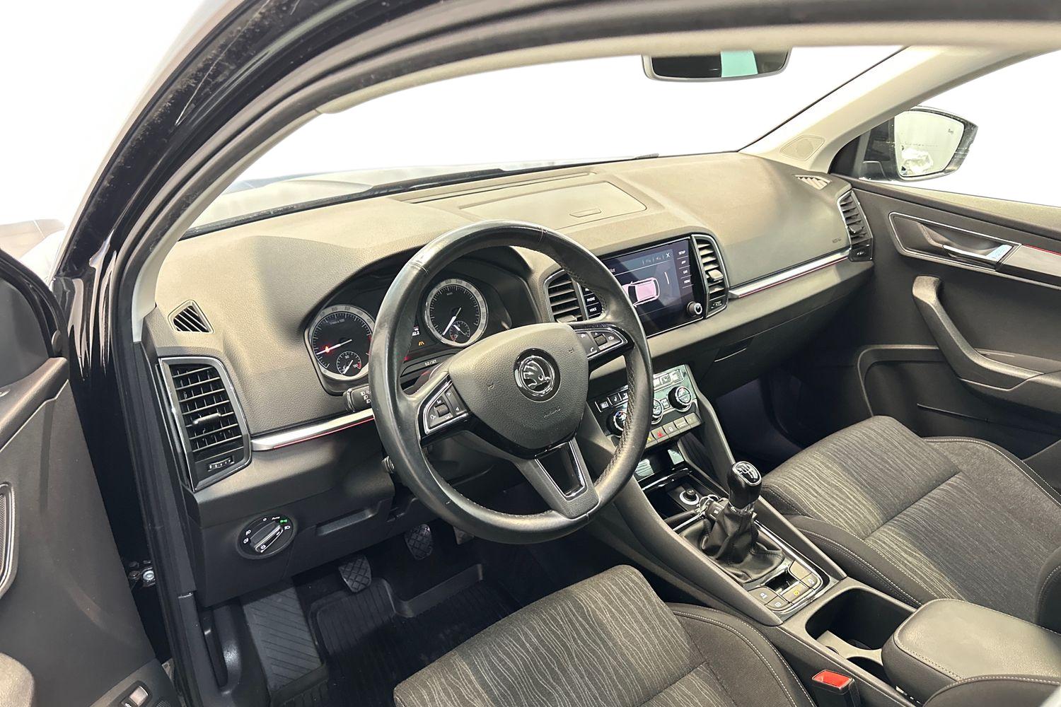 Skoda Karoq 1,6 TDI Style 2018, kuva 6/37