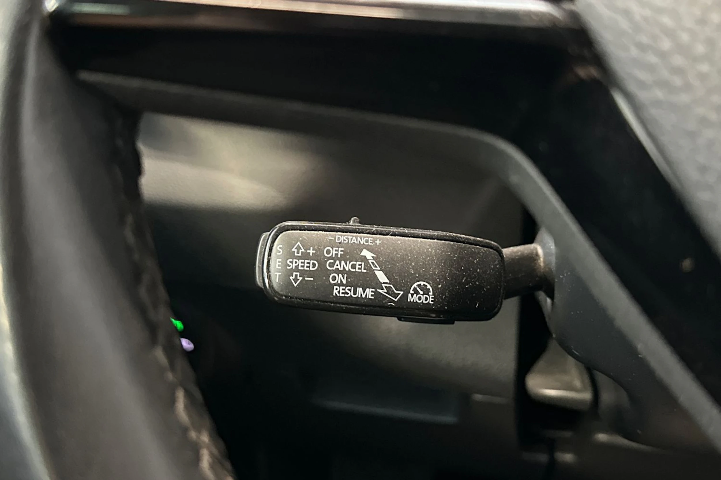 musta Skoda Karoq 2018 kuva 18.