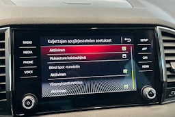 musta Skoda Karoq 2018 kuva 26.