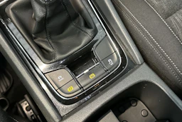 musta Skoda Karoq 2018 kuva 29.