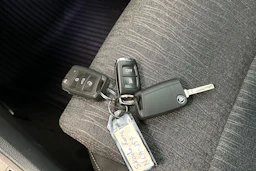 musta Skoda Karoq 2018 kuva 30.