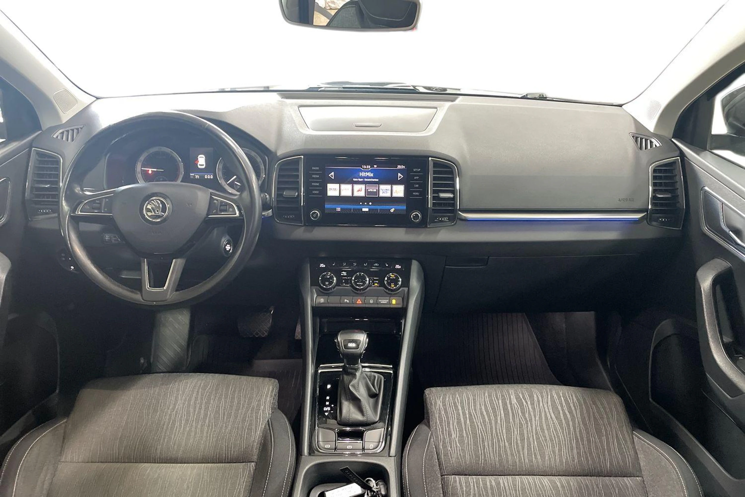 ruskea (beige) Skoda Karoq 2018 kuva 7.