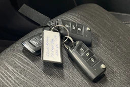 ruskea (beige) Skoda Karoq 2018 kuva 17.