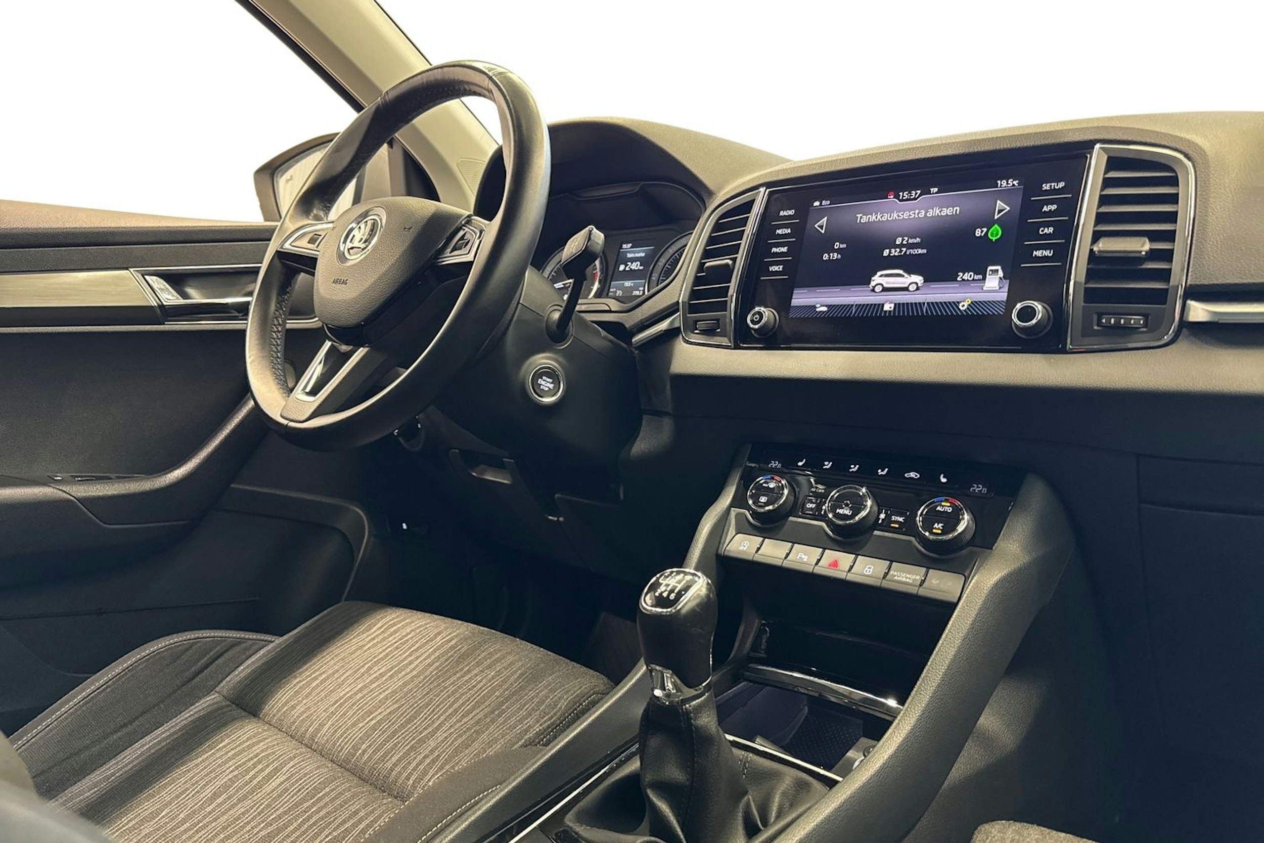 ruskea (beige) Skoda Karoq 2018 kuva 8.