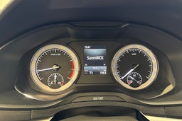 ruskea (beige) Skoda Karoq 2018 kuva 16.