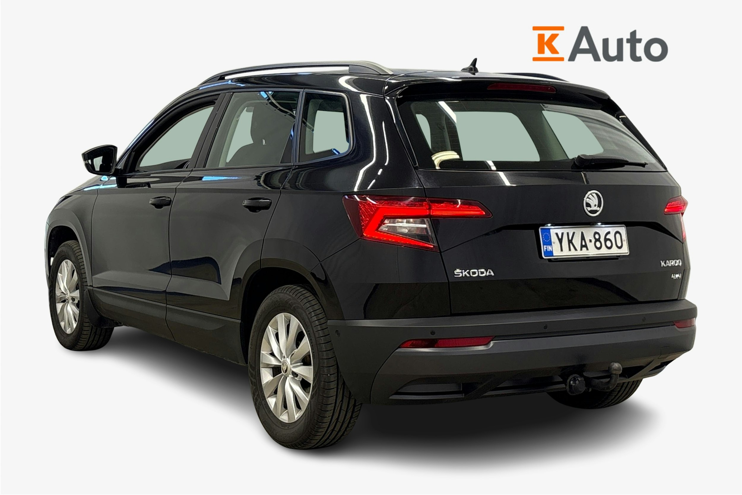 musta Skoda Karoq 2018 kuva 2.