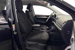 musta Skoda Karoq 2018 kuva 10.