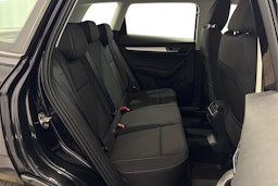 musta Skoda Karoq 2018 kuva 11.