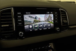 musta Skoda Karoq 2018 kuva 19.