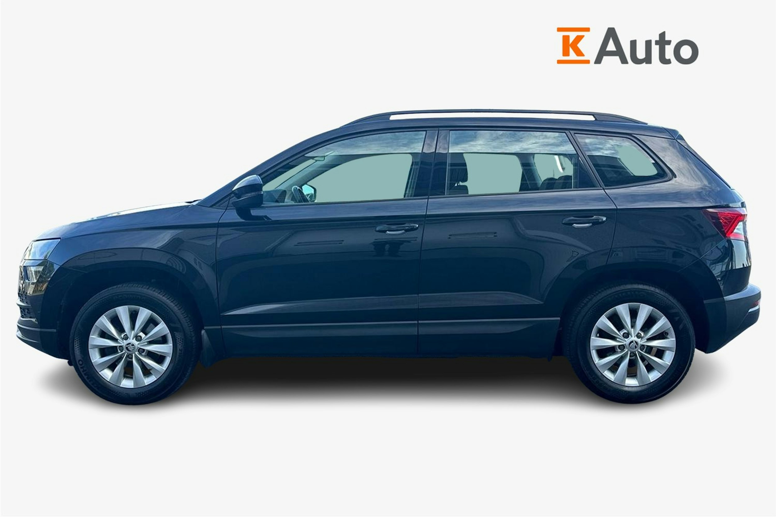 musta Skoda Karoq 2019 kuva 6.
