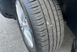 musta Skoda Karoq 2019 kuva 13.