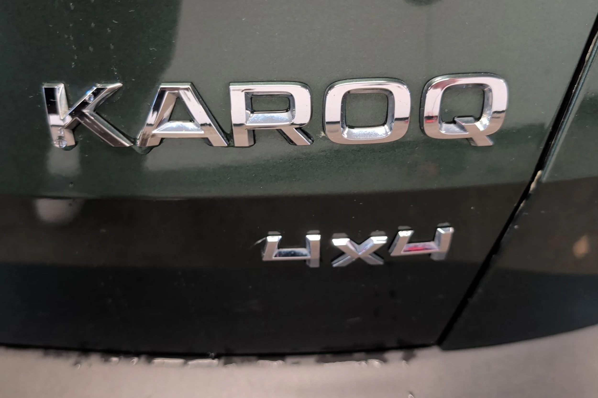 vihreä Skoda Karoq 2019 kuva 11.