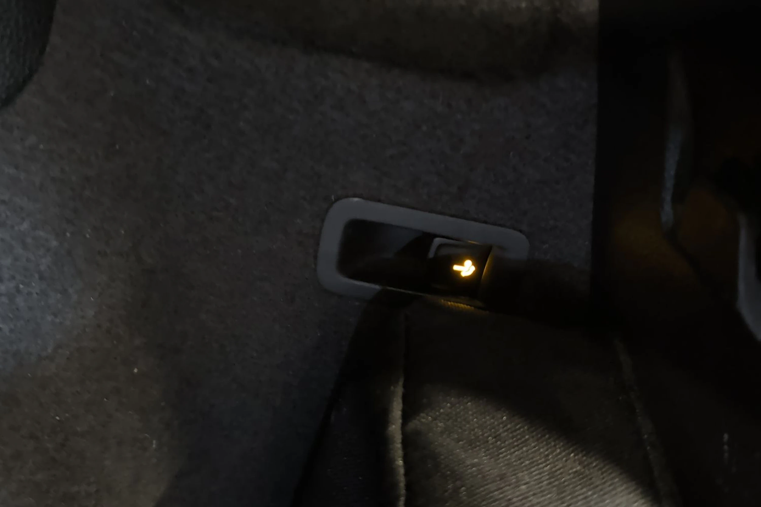 vihreä Skoda Karoq 2019 kuva 13.
