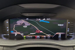 vihreä Skoda Karoq 2019 kuva 27.