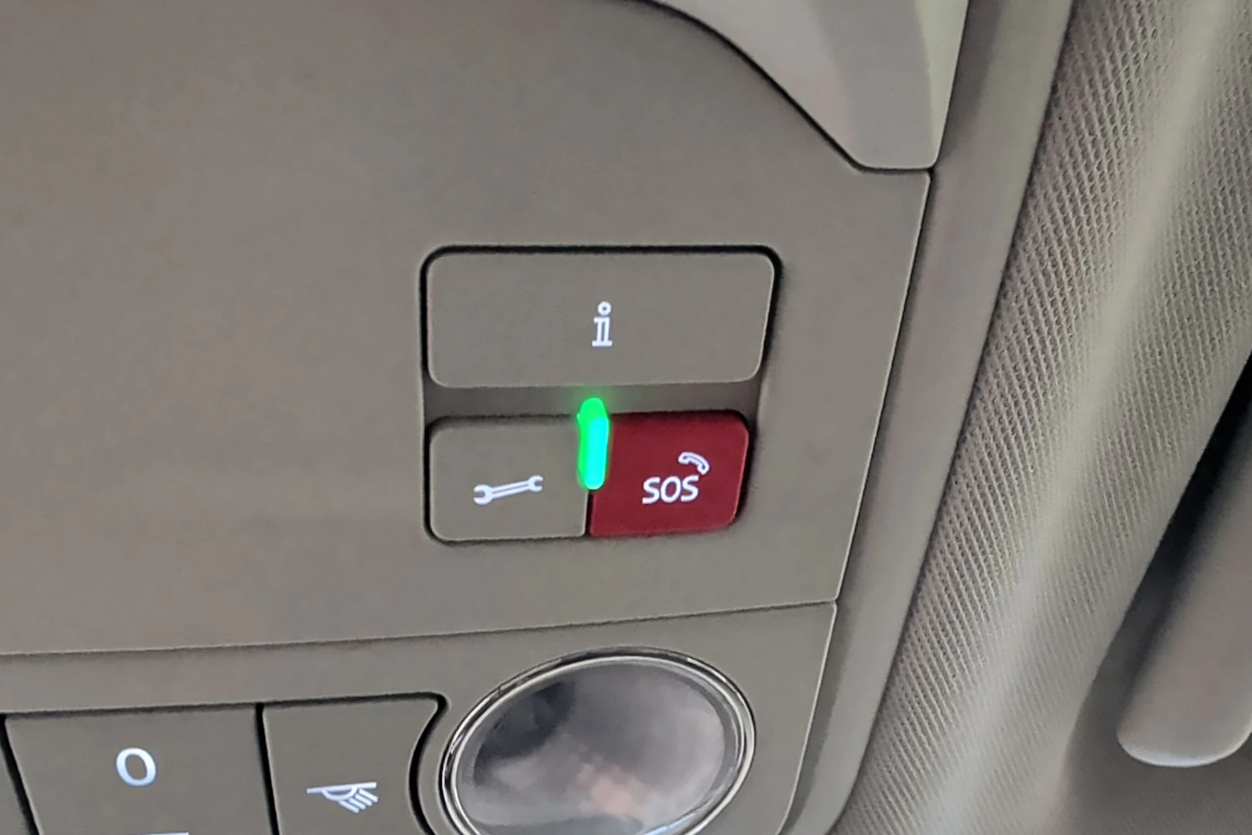 vihreä Skoda Karoq 2019 kuva 29.