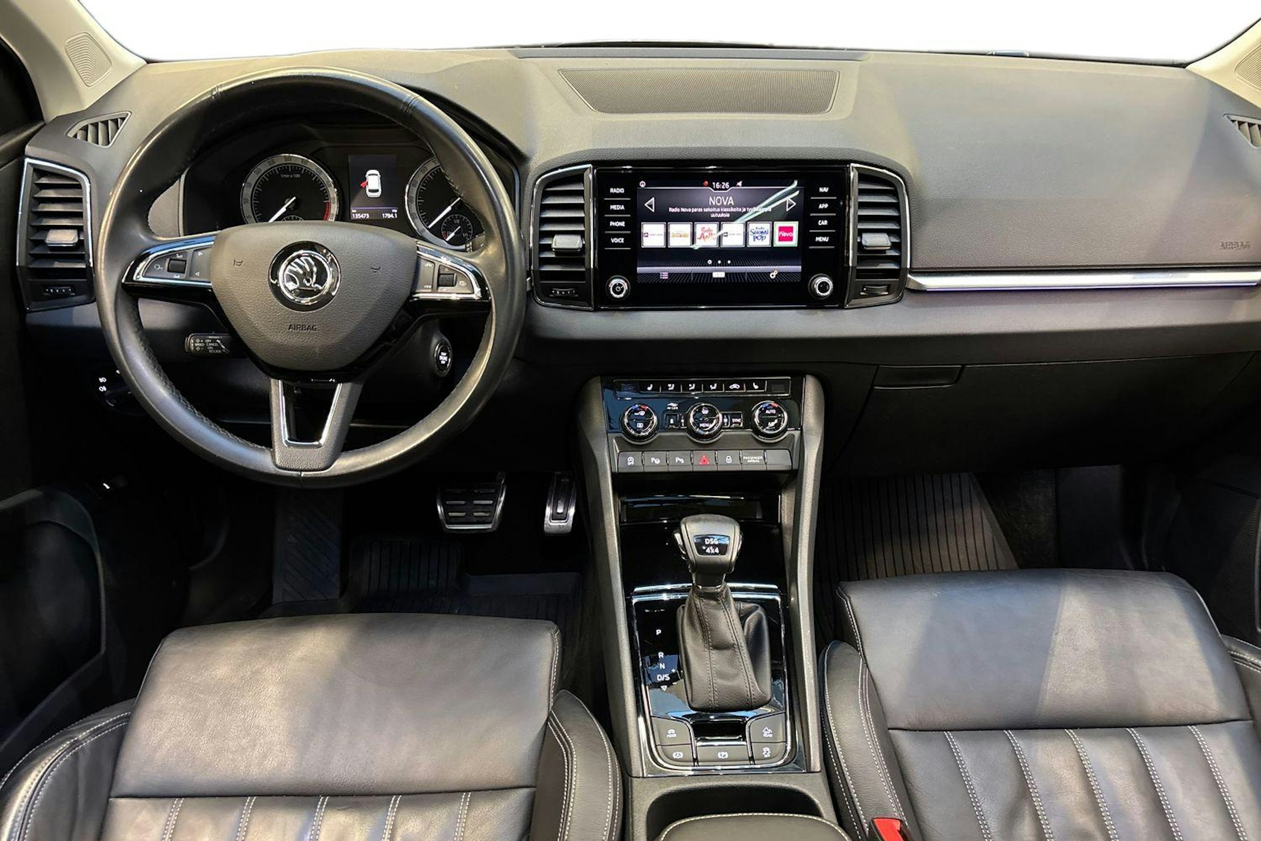 ruskea (beige) Skoda Karoq 2019 kuva 9.