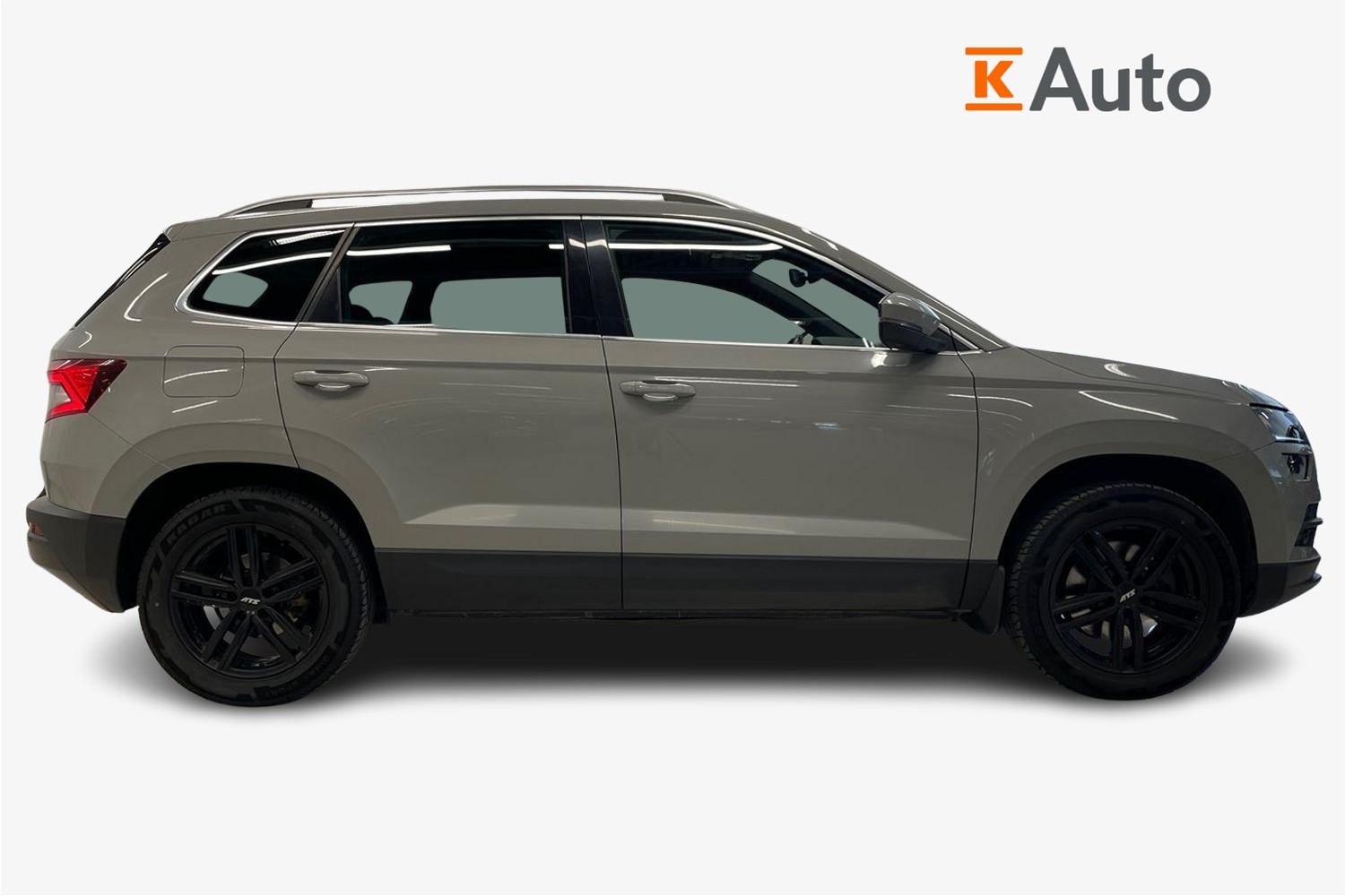 Skoda Karoq 1,5 TSI 4x4 Style DSG Autom. 2019, kuva 5/28
