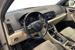 Harmaa Skoda KAROQ 2019 kuva 8.