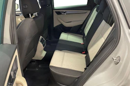 Harmaa Skoda KAROQ 2019 kuva 11.