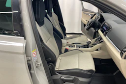 Harmaa Skoda KAROQ 2019 kuva 31.