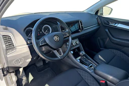 harmaa Skoda Karoq 2019 kuva 3.