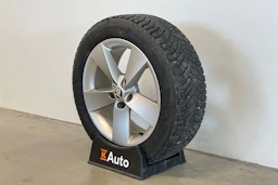 harmaa Skoda Karoq 2019 kuva 10.