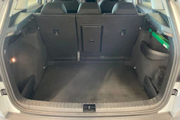 harmaa Skoda Karoq 2019 kuva 26.