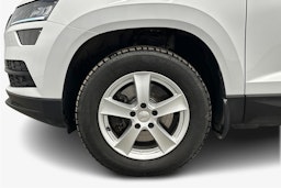 valkoinen Skoda Karoq 2019 kuva 11.