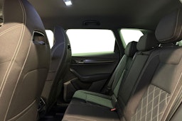 musta Skoda Karoq 2019 kuva 8.