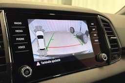 musta Skoda Karoq 2019 kuva 16.