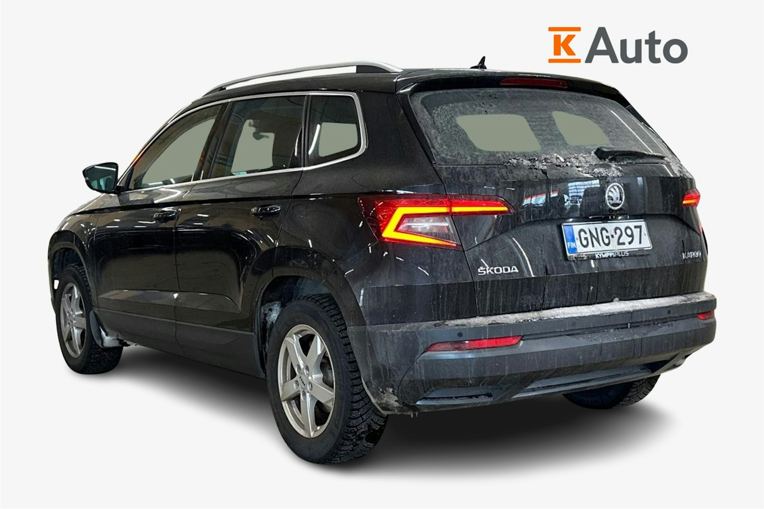 musta Skoda Karoq 2019 kuva 2.