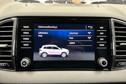 musta Skoda Karoq 2019 kuva 19.