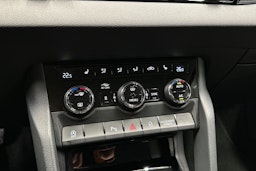 musta Skoda Karoq 2019 kuva 24.