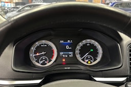 musta Skoda Karoq 2019 kuva 27.