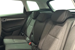 Vihreä Skoda KAROQ 2019 kuva 8.