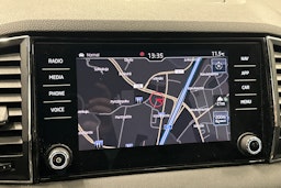 Vihreä Skoda KAROQ 2019 kuva 16.