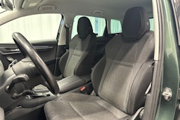 Vihreä Skoda KAROQ 2019 kuva 24.