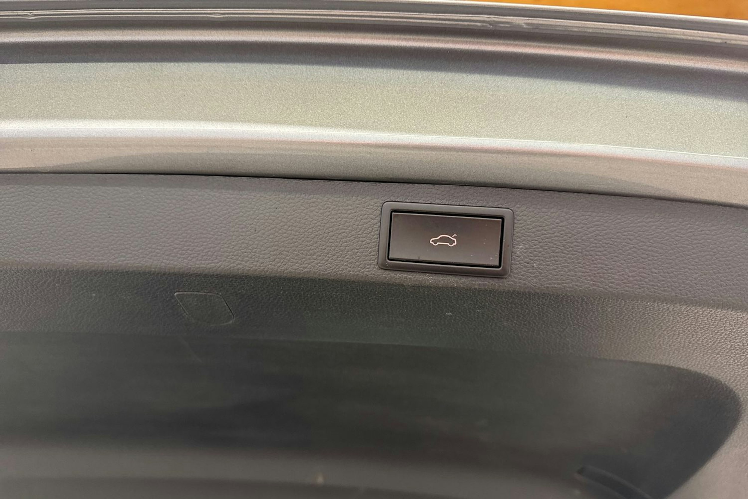 harmaa Skoda Karoq 2019 kuva 12.