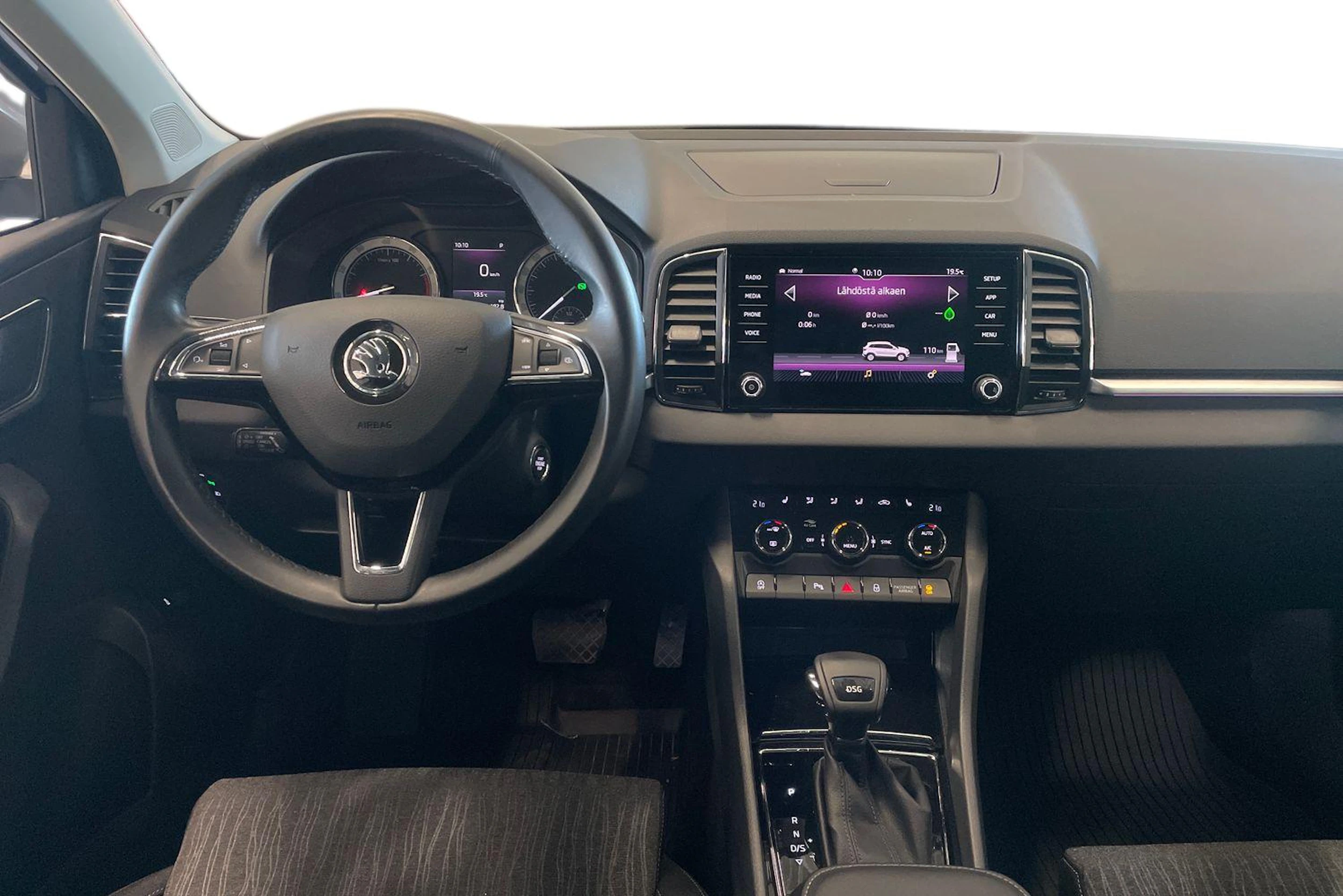 ruskea (beige) Skoda Karoq 2019 kuva 9.