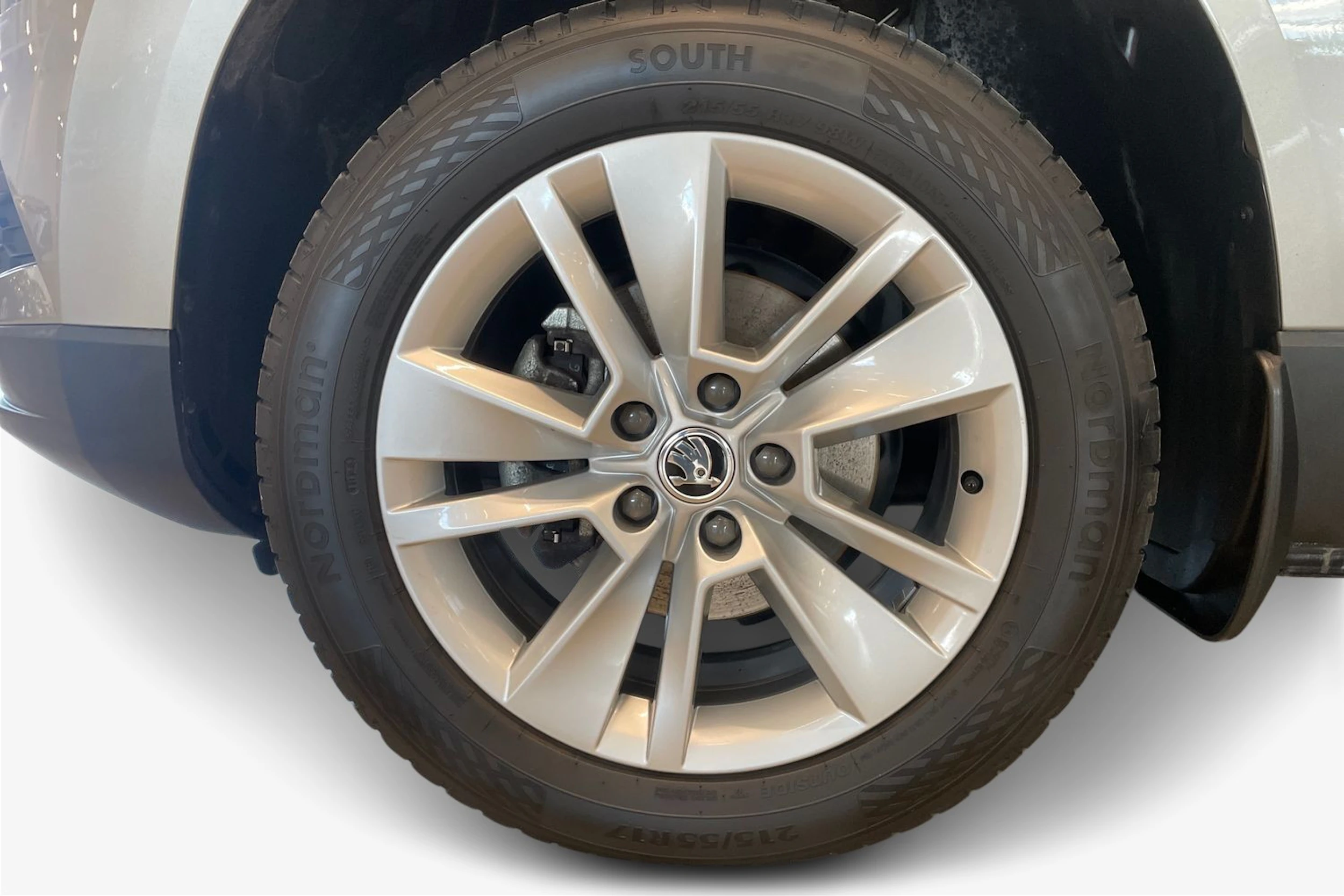 ruskea (beige) Skoda Karoq 2019 kuva 12.