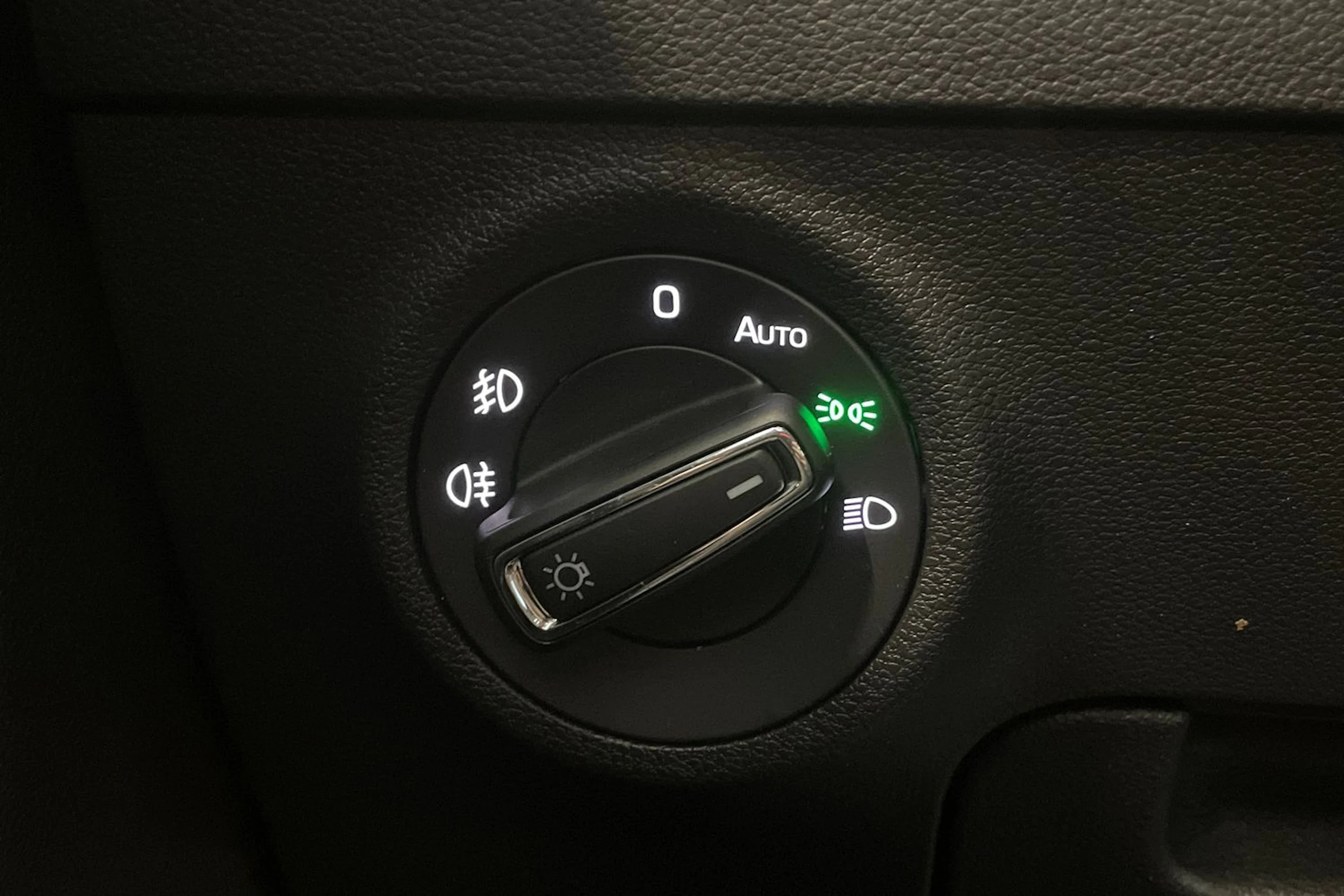 ruskea (beige) Skoda Karoq 2019 kuva 20.