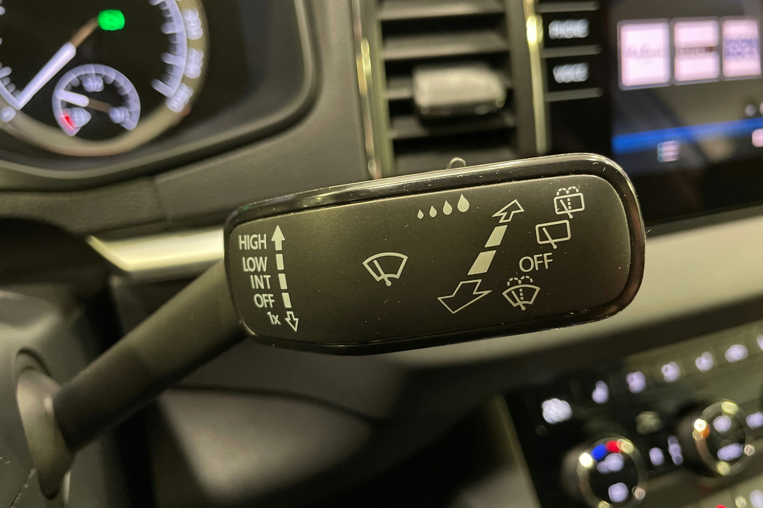 ruskea (beige) Skoda Karoq 2019 kuva 16.